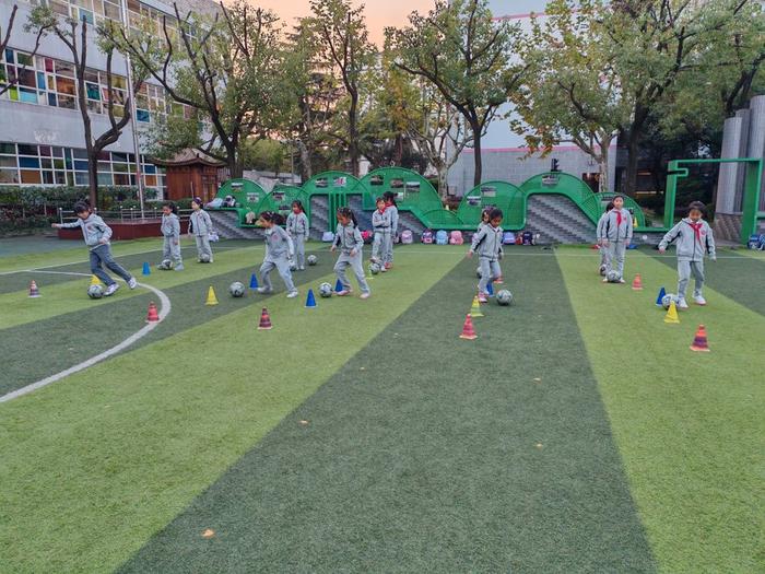 制定篮球交流计划以促进个人技能发展的方法_0
